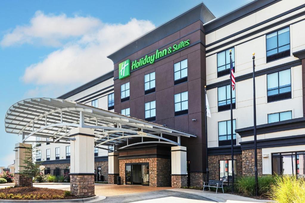 Holiday Inn & Suites Stillwater-University West, an IHG Hotel