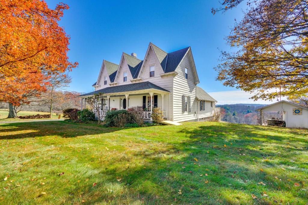 Mountain-View Galax Home Near Hiking!