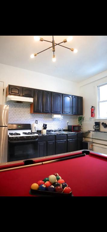 2 bed POOL TABLE PING Pong near NYC