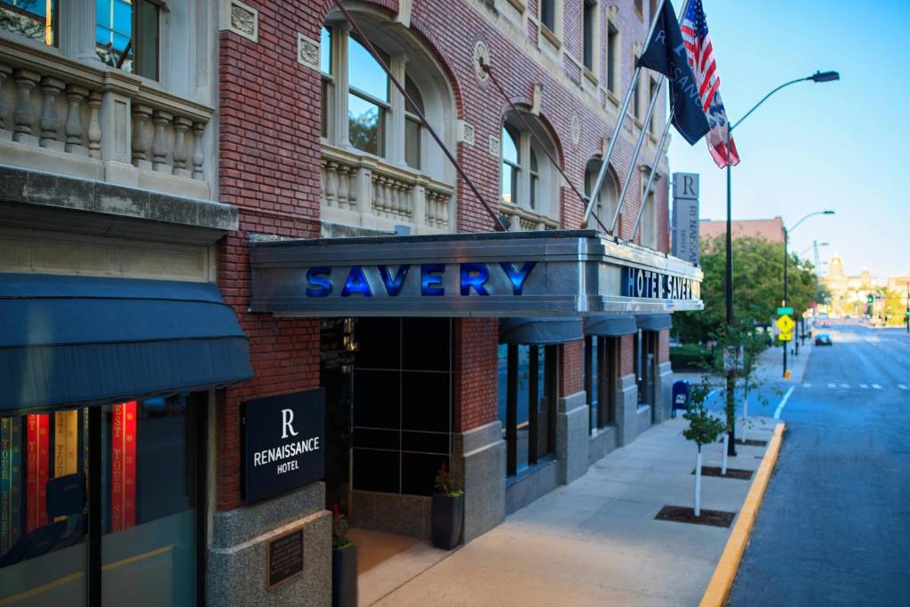 Renaissance Des Moines Savery Hotel